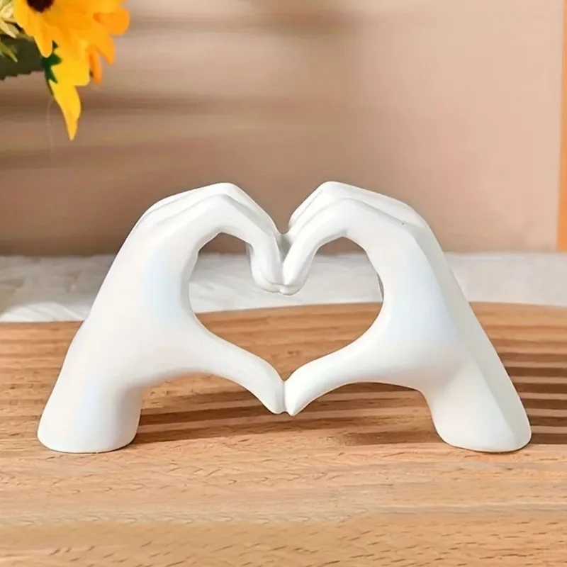 Resin Love Gesture Sculpture D - 3D Printing Chess 评论和价格